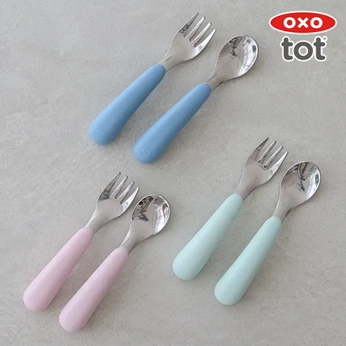 OXO Tot スプーン＆フォークセット（ケース付き）