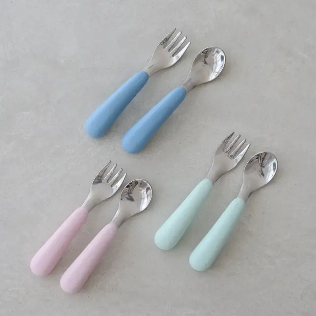 OXO Tot スプーン＆フォークセット（ケース付き）